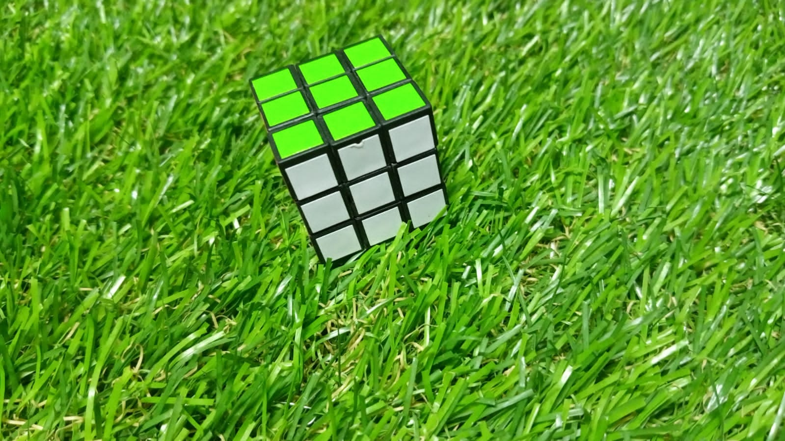 4022 1Pc Mini Cube, Puzzle Game for Boy And Girl, Magic Cube for Birthday Gift DeoDap